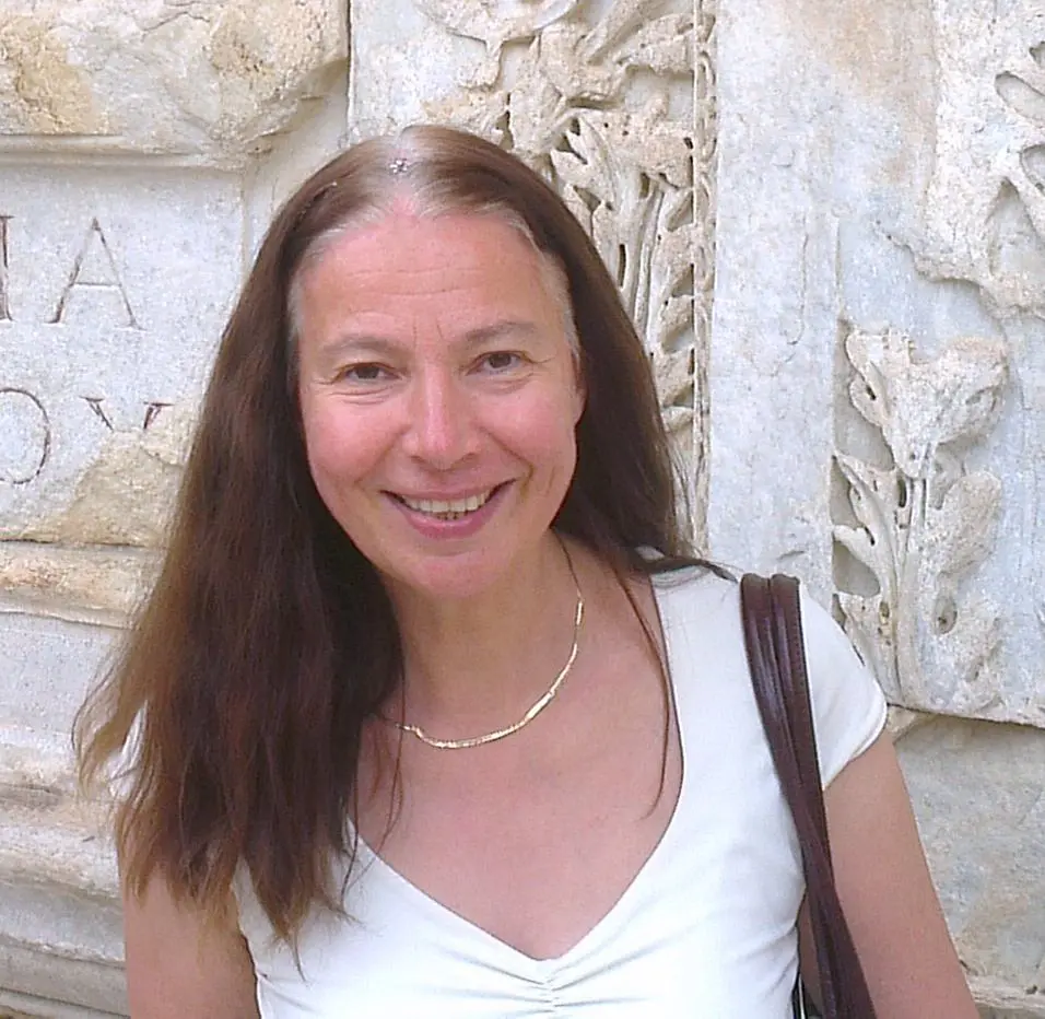 Prof. V&eacute;rtessy Be&aacute;ta